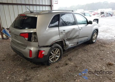 2014 Kia Sorento Lx from USA, damaged, VIN 5XYKT3A60EG433338
